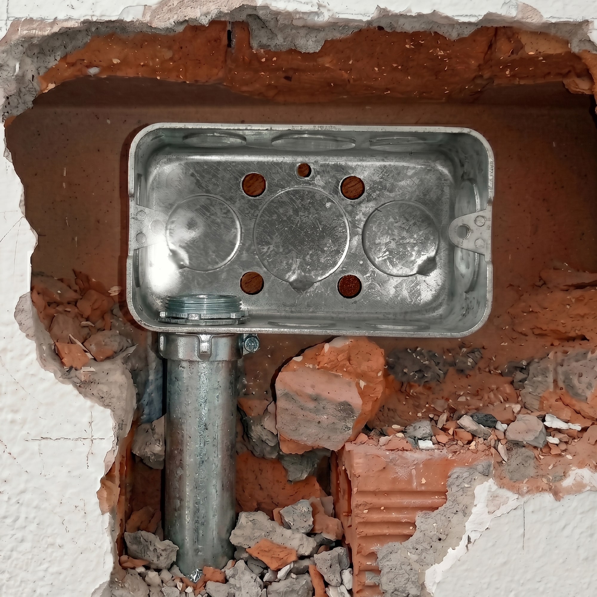 TUERCA DE RESORTE LARGO STRUT ACERO 1/2''