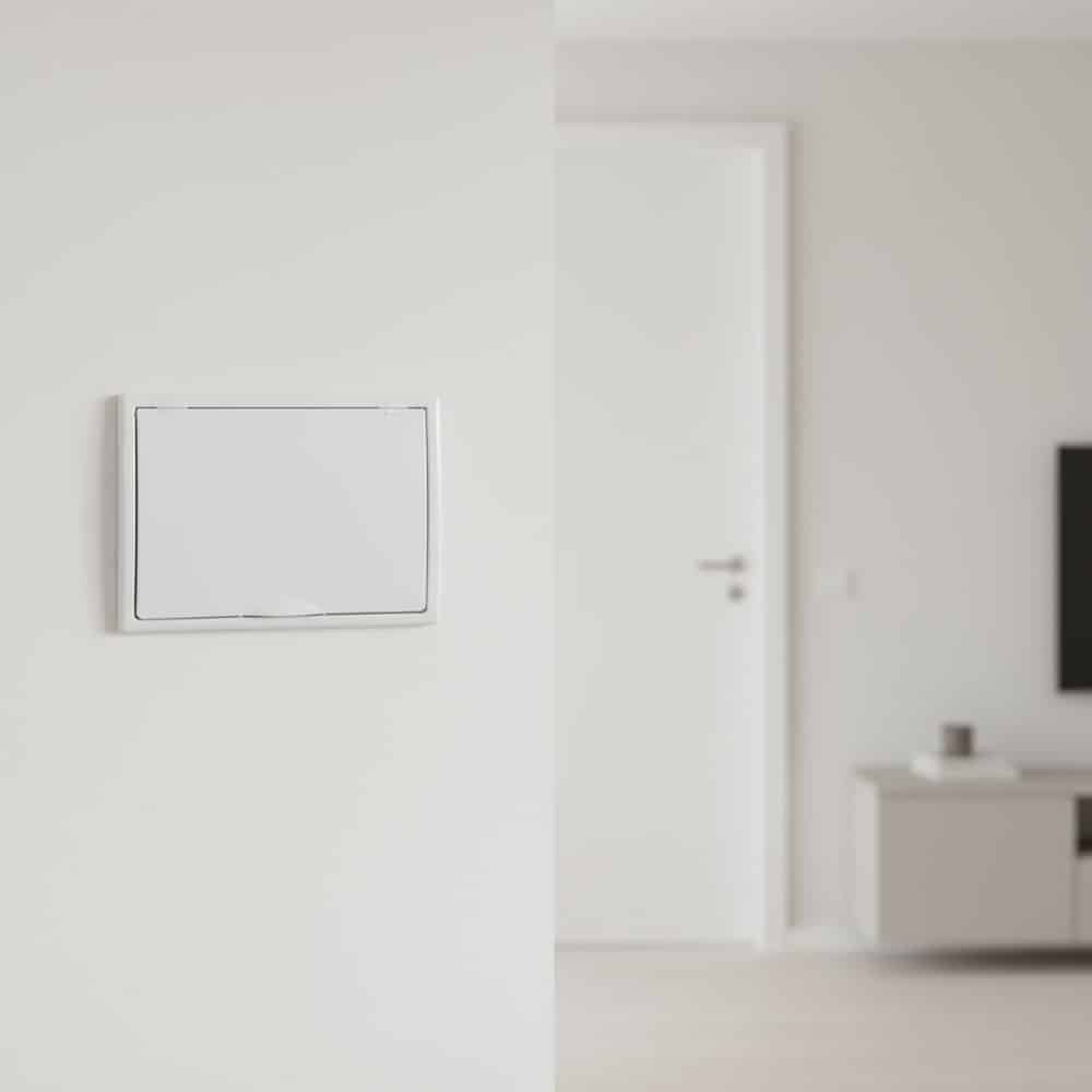 TABLERO EMPOTRADO TERMOPLÁSTICO, 12P, PUERTA BLANCA VERTICAL, 277x220x72mm