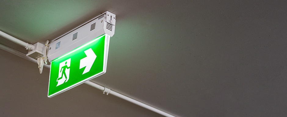 Iluminación de emergencia: normativas y productos recomendado