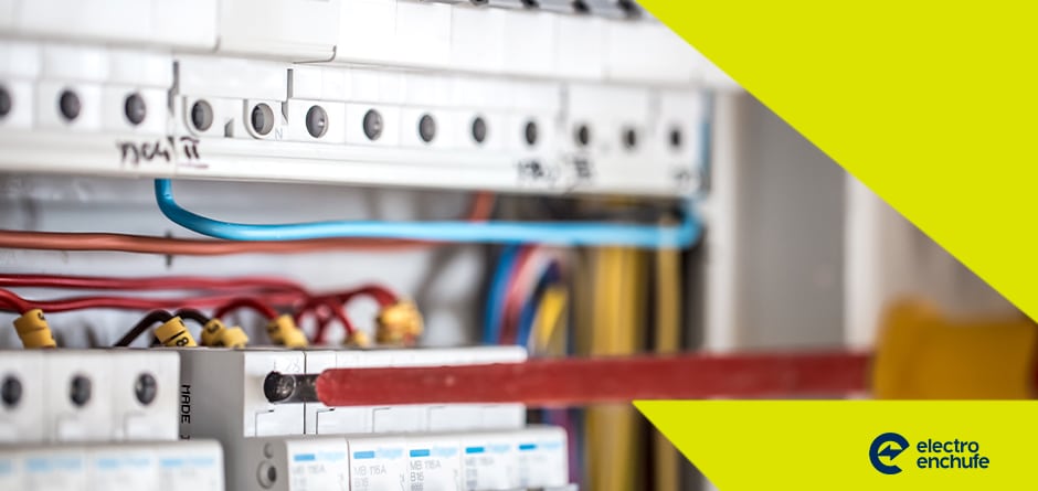 6 accesorios clave para mejorar la seguridad en instalaciones eléctricas